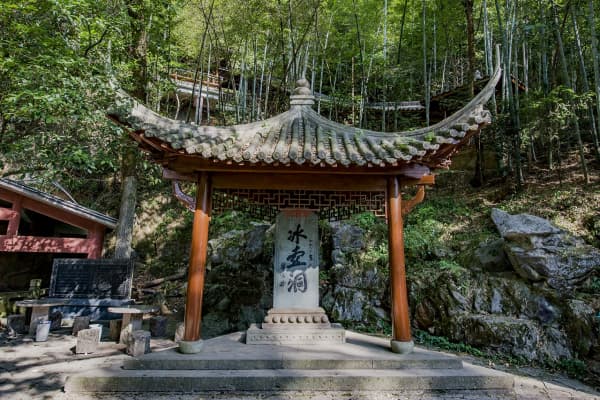 双龙风景旅游区2026门票价格、游玩攻略